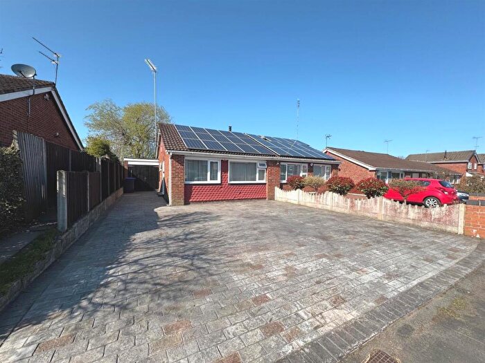 2 Bedroom Semi-Detached Bungalow For Sale In Clematis Avenue, Blythe Bridge, Stoke-On-Trent, ST11