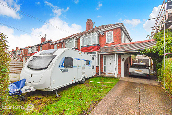 3 Bedroom Semi Detached House For Sale In Broom Lane, Rotherham, S60