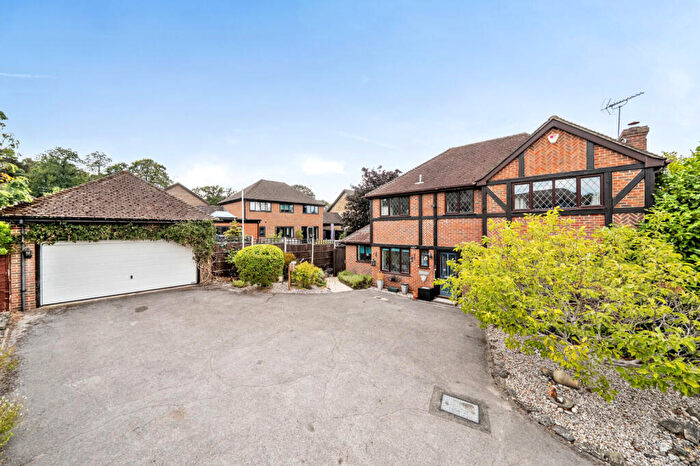 4 Bedroom House For Sale In Belvedere Court, Blackwater, Camberley, GU17