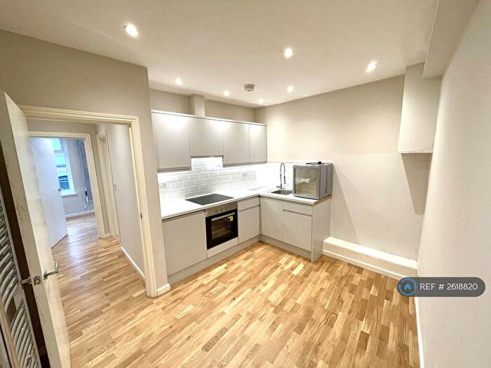 1 Bedroom Flat To Rent In Rye Lane, London, SE15