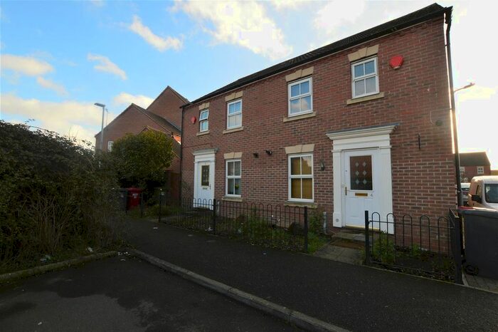 3 Bedroom Property To Rent In Austen Way, Langley, Slough, SL3