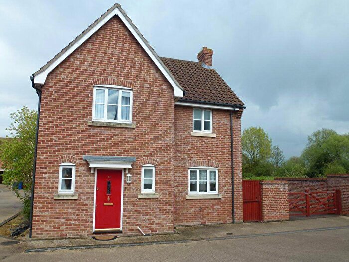 3 Bedroom House To Rent In Fen Way, Bury St Edmunds, IP33