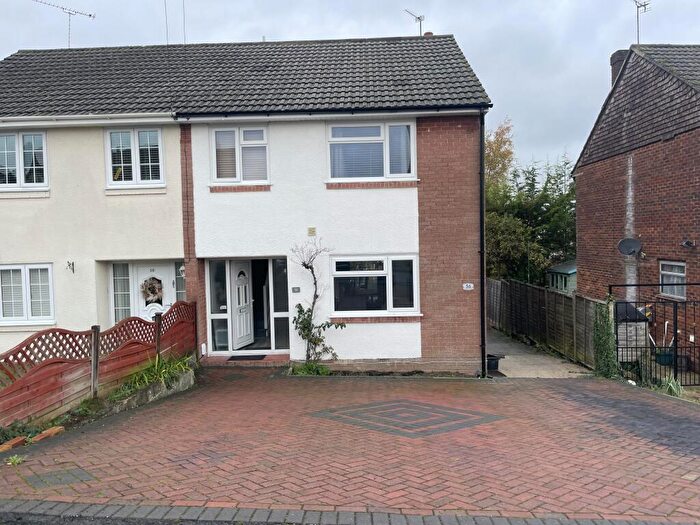 3 Bedroom Semi Detached House To Rent In Coniston Gardens, Hedge End, Southampton, SO30