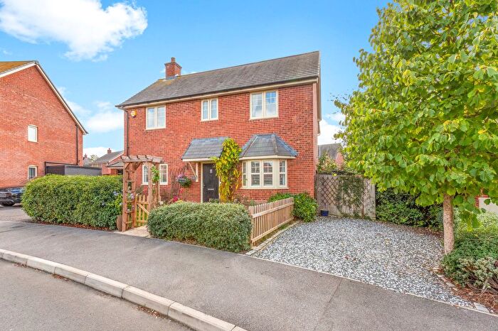 4 Bedroom Detached House For Sale In Chapel Drive, Aston Clinton, HP22