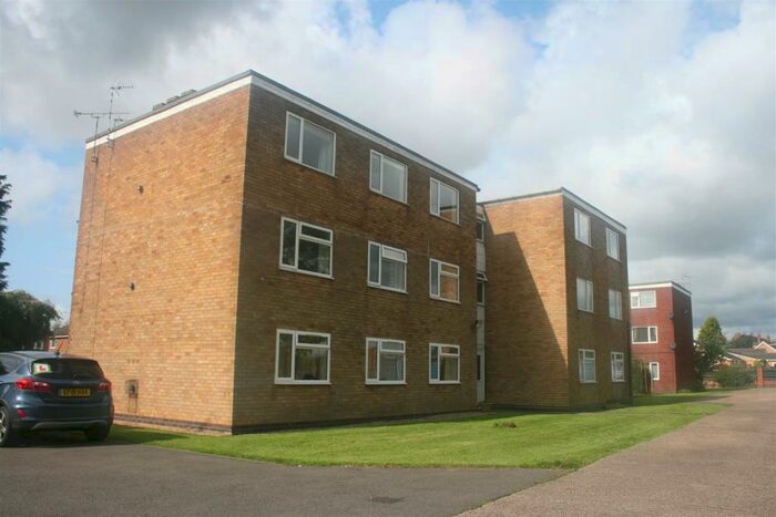 2 Bedroom Flat To Rent In Upper Eastern Green Lane, Coventry, CV5