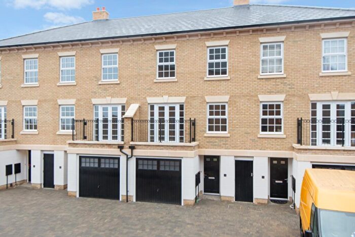 4 Bedroom Semi-Detached House To Rent In Simmons Road, Ebbsfleet, Kent, DA10