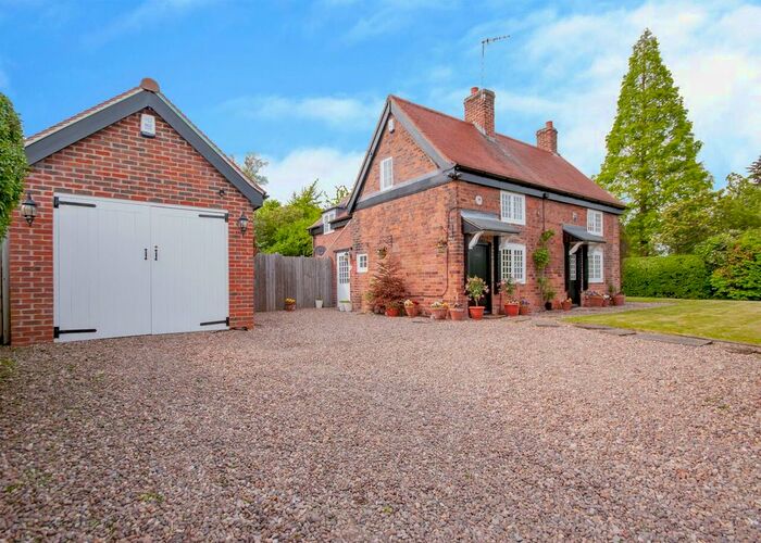 4 Bedroom Cottage To Rent In The Strand, Attenborough, Nottingham, NG9