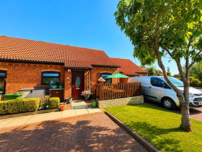 2 Bedroom Property For Sale In St. Johns Court, Grimsby, DN34