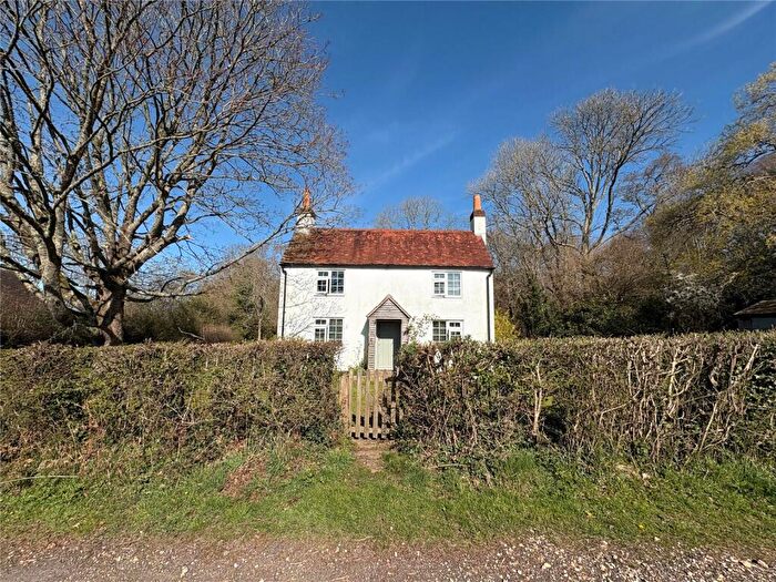 2 Bedroom Detached House To Rent In Swanmore, Hampshire, SO32
