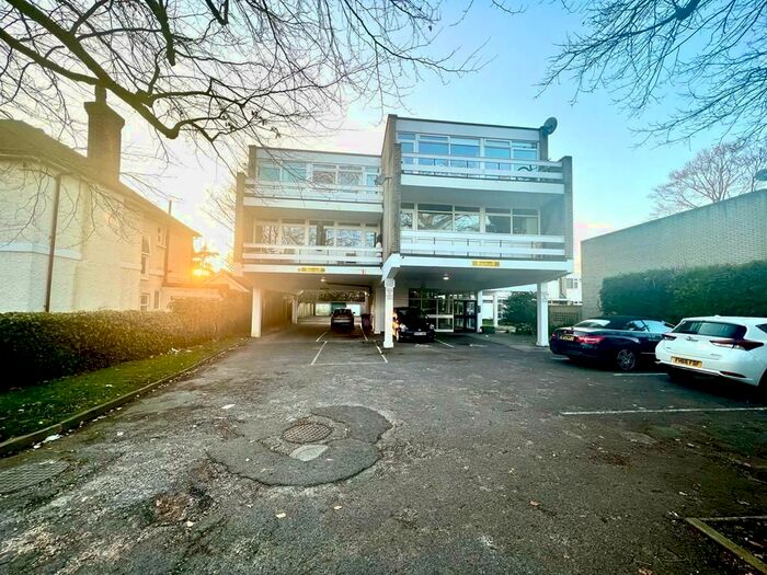 1 Bedroom Flat To Rent In Belmont Lane, Stanmore, HA7