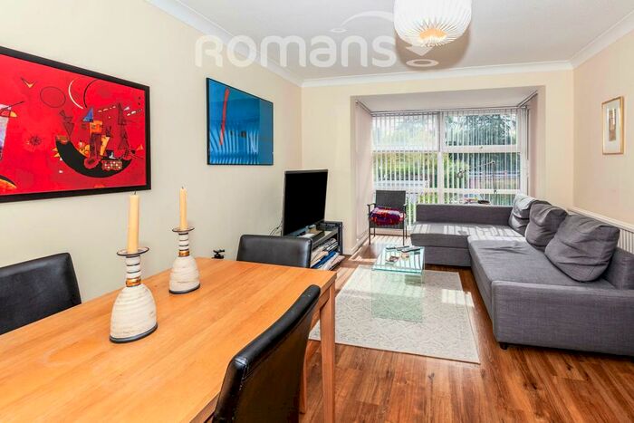 1 Bedroom Apartment To Rent In Fountain Gardens, SL4