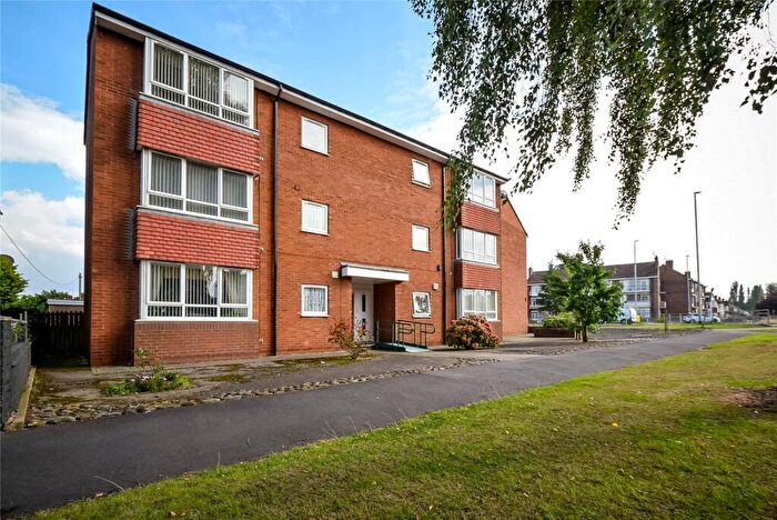 1 Bedroom Flat To Rent In The Parkway, Willerby, Hull, East Yorkshire, HU10