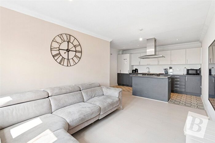 2 Bedroom Flat For Sale In Roberts Place, Dagenham, RM10