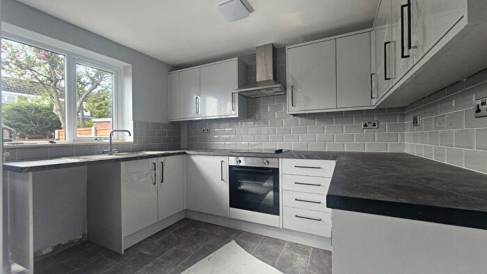 3 Bedroom Semi-Detached House To Rent In Ashtree Grove, Penwortham, PR1