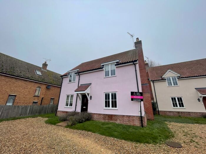 4 Bedroom Detached House To Rent In The Street, Icklingham, Bury St. Edmunds, Suffolk, IP28
