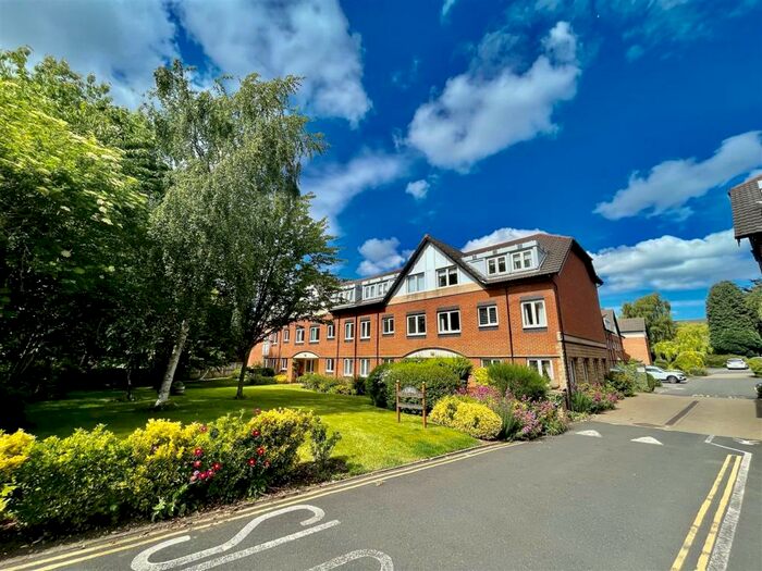 Houses for sale & to rent in NE9 5UA, Evistones Road, Low Fell Gateshead