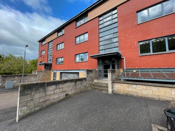 2 Bedroom Flat To Rent In Bellwood Street, Shawlands, Glasgow, G41