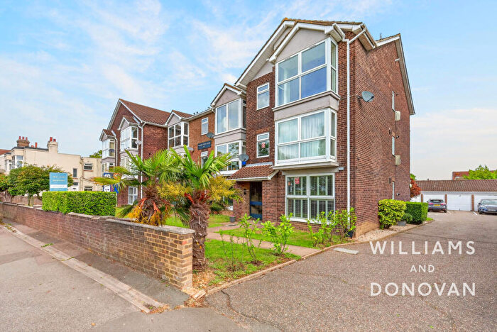 2 Bedroom Apartment For Sale In Thames View Court, London Road, Hadleigh, SS7