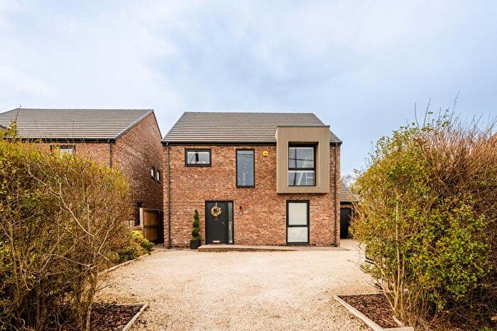 4 Bedroom Detached House For Sale In Southport Road, Scarisbrick, L40