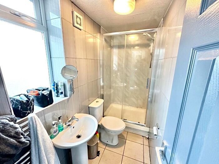 5 Bedroom House To Rent In Hubert Road, Birmingham, B29