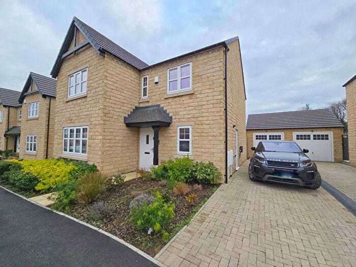 4 Bedroom Detached House For Sale In Mill Rise, Worsbrough, Barnsley, S70