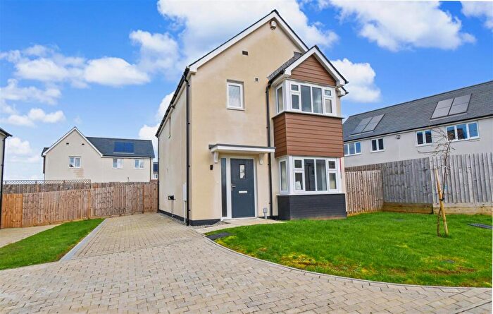 3 Bedroom Detached House For Sale In West Road, Sheepwash, EX21