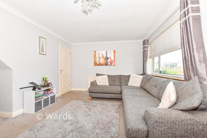 3 Bedroom Semi-Detached House For Sale In Newlands, Whitfield, Kent, CT16