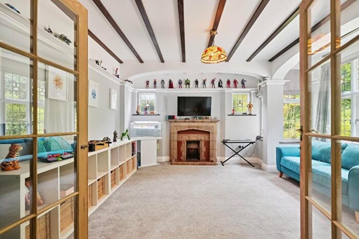 4 Bedroom Detached House For Sale In Raglan Road, Reigate, RH2