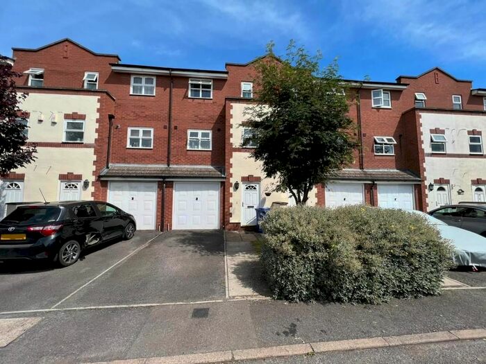 4 Bedroom Terraced House To Rent In Coopers Gate, Banbury, OX16