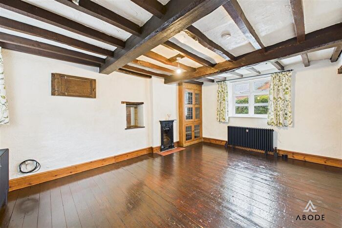 2 Bedroom Cottage To Rent In School House Lane, Abbots Bromley, WS15