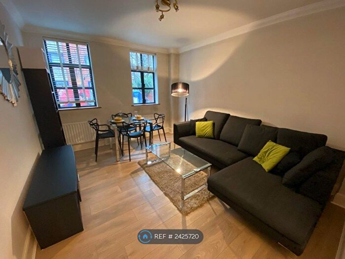 1 Bedroom Flat To Rent In Bolton Gardens, London, SW5