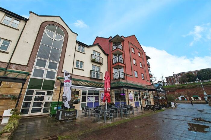 2 Bedroom Flat For Sale In Waterside, Exeter, Devon, EX2