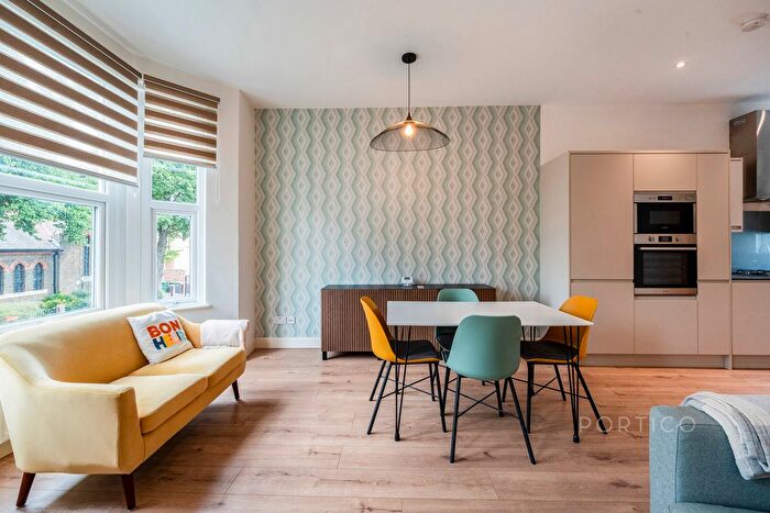 1 Bedroom Flat To Rent In Francis Road, London, E10