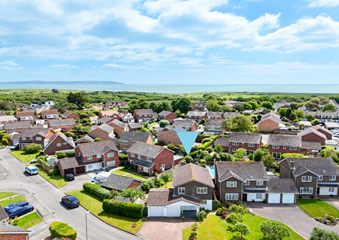 4 Bedroom Detached House For Sale In Silverdale, Barton On Sea, BH25