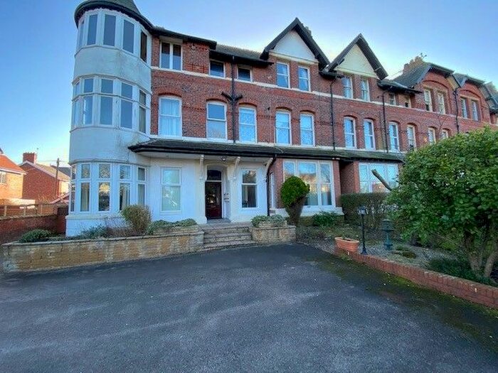 2 Bedroom Flat To Rent In St. Annes Road East, Lytham St. Annes, Lancashire, FY8