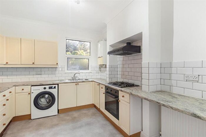 1 Bedroom Flat To Rent In Adys Road, London, SE15