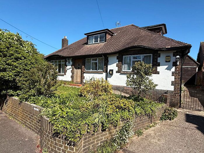 4 Bedroom Detached House For Sale In High Street, Upper Beeding, BN44