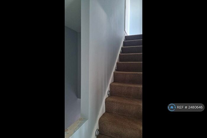 4 Bedroom Semi-Detached House To Rent In Spencer Drive, Lee-On-The-Solent, PO13