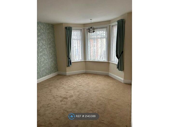 3 Bedroom Detached House To Rent In Ripon Road, Bournemouth, BH9