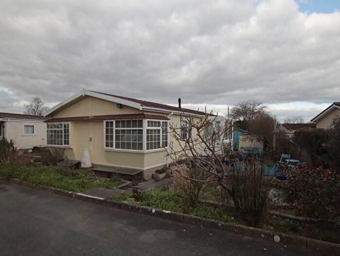 2 Bedroom Park Home For Sale In Orchard Park, West Camel, BA22