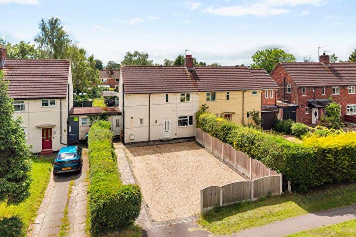 3 Bedroom Semi-Detached House For Sale In Northwich Road, Weaverham, CW8