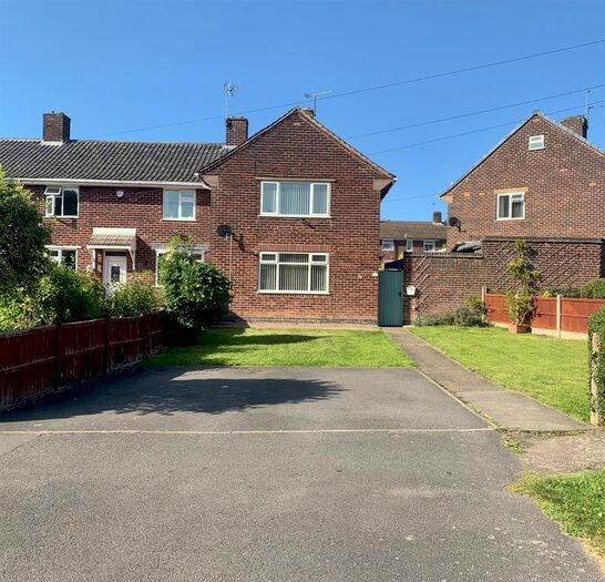 2 Bedroom End Of Terrace House To Rent In Woolsthorpe Crescent, Ilkeston, DE7