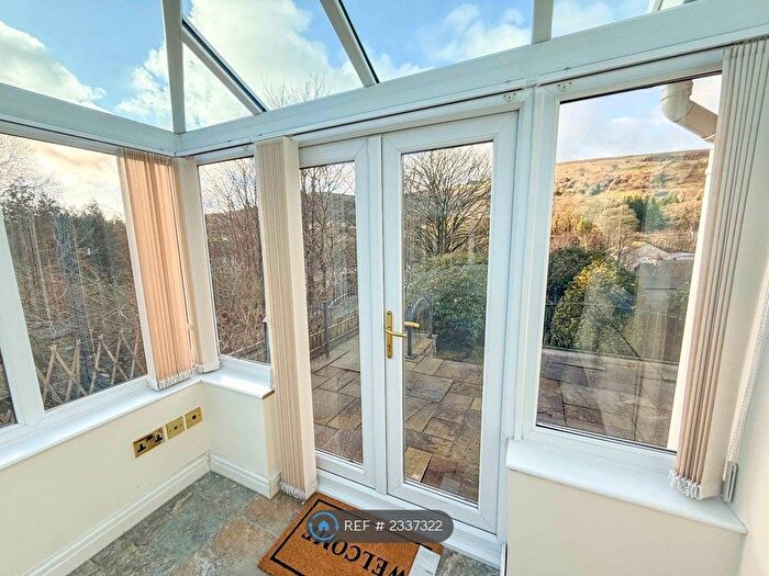 2 Bedroom Bungalow To Rent In Willow Avenue, Rawtenstall, BB4