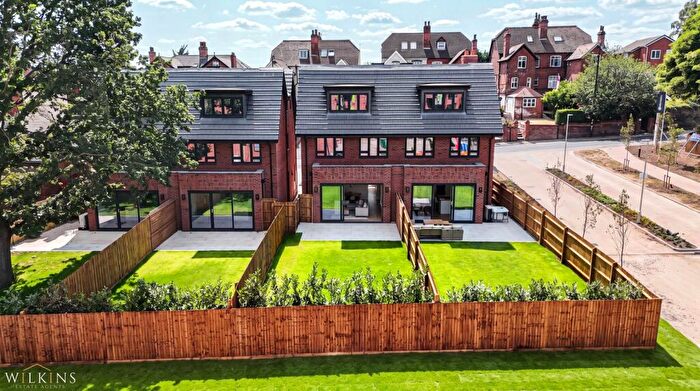 4 Bedroom Semi-Detached House For Sale In Coleshill Mews, Sutton Coldfield, B72