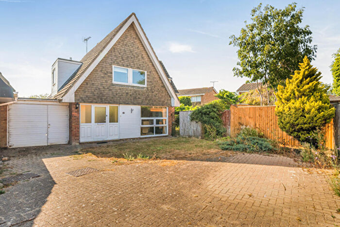 4 Bedroom Detached House For Sale In Fairlawn, Liden, Swindon, SN3