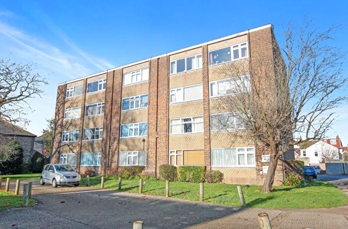 Apartment To Rent In Broadwater Street East, Worthing, BN14