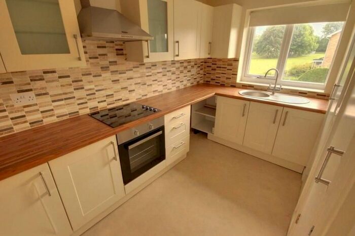 2 Bedroom Flat To Rent In Burden Road, Beverley, HU17