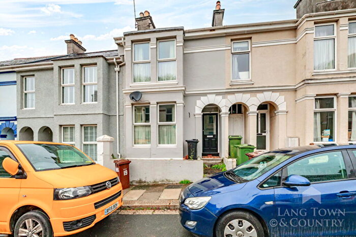 3 Bedroom Terraced House For Sale In Oxford Avenue, Peverell, Plymouth, PL3