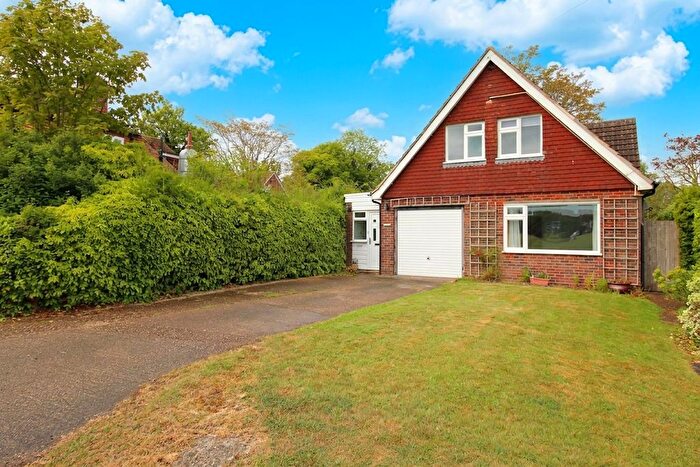 3 Bedroom Detached House For Sale In The Lees, Boughton Lees, TN25