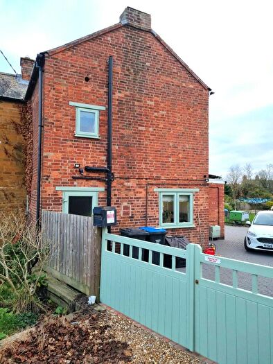 3 Bedroom Semi-Detached House To Rent In Main Street, Drayton, LE16